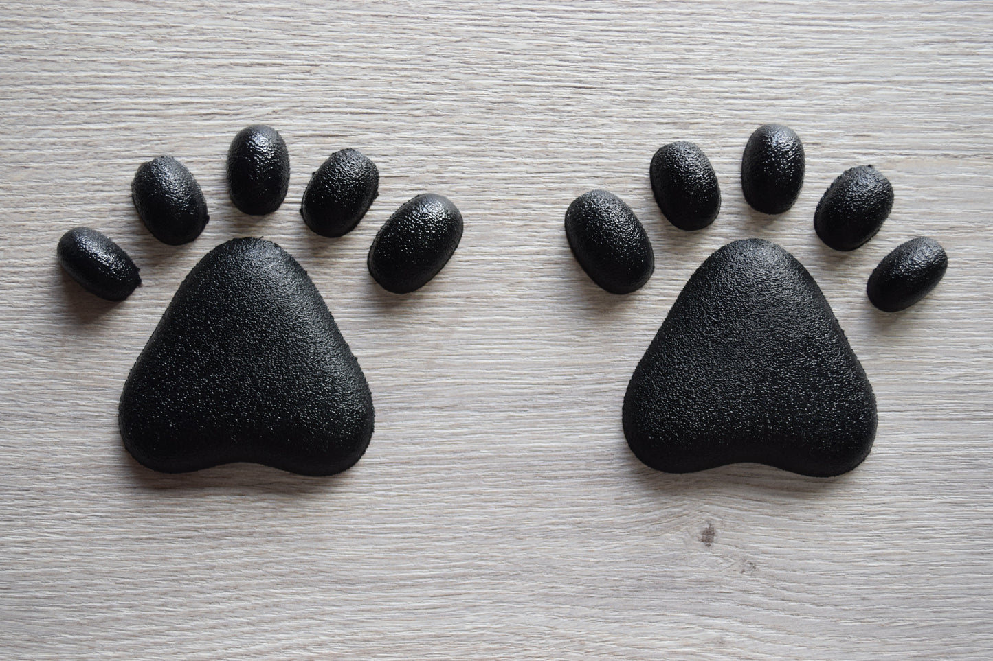 Paw Pads Medium Textured Satin Canine